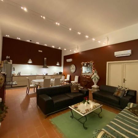 Lenzi'S Bottega And Gallery Suites Vicopisano Exterior photo